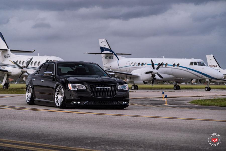 Chrysler 300C X Work on Vossen Wheels (VPS-313T) '2017